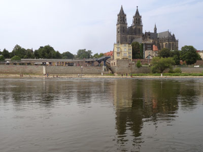 Blick zum Magdeburger Dom Blick zum Magdeburger Dom