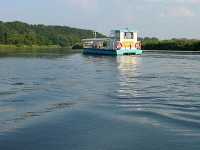 Personenschiff vor Grimma