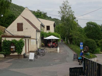 Sonnenterrasse Weingut Kloster Pforta Sonnenterrasse Weingut Kloster Pforta