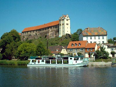 Blick zum Schloss Wettin