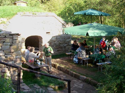 Weinh&uuml;tte R&ouml;hrborn an der Weinstra&szlig;e Mansfelder Seen