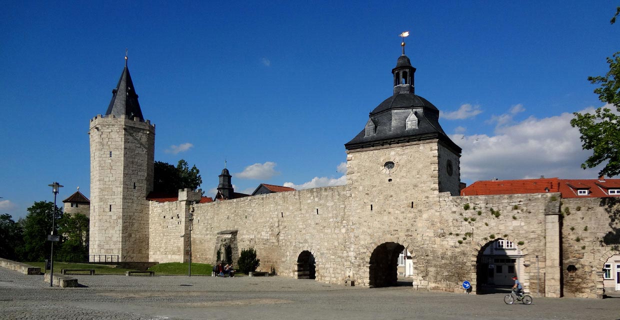 Stadtmauer M&uuml;hlhausen mit Frauentor