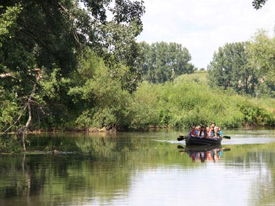 Schlauchboot auf der Unstrut